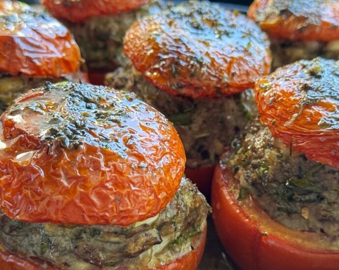 Provençal French Stuffed Tomatoes www.chezfrancois.net