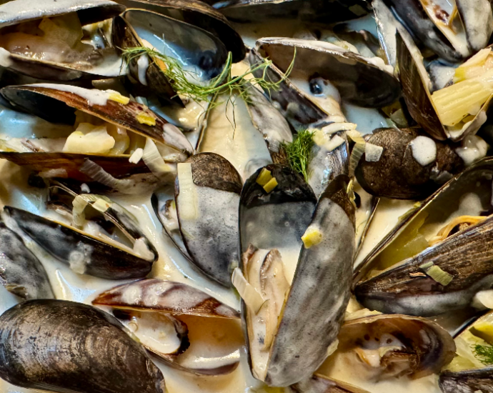 French Mussels www.chezfrancois.net