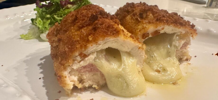 Chicken Cordon Bleu by Chez François www.chezfrancois.net