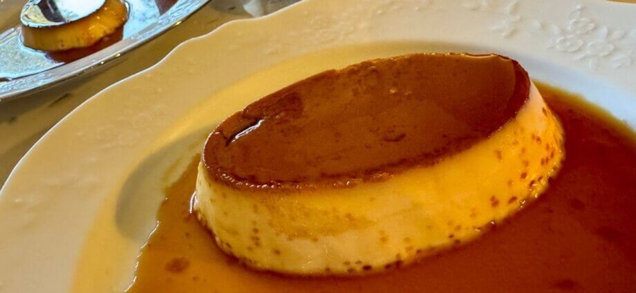 Crème Caramel à La Française by Chez François Cooking Classes