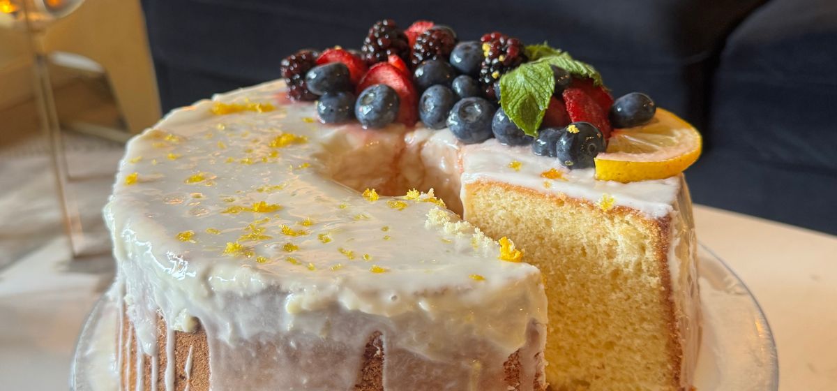 Lemon Chiffon Cake www.chezfrancois.net