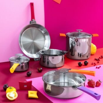 authentic French cookware, dinnerware, baking accessories at www.chezfrancois.net kitchen tools accessories French cooking classes at www.chezfrancois.net