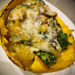 Spaghetti Stuffed Squash - Courge Farcie Spaghetti Spaghetti Stuffed Squash - Courge Farcie Spaghetti