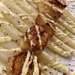 White Asparagus and Scallops White Asparagus and Scallops www.chezfrancois.net