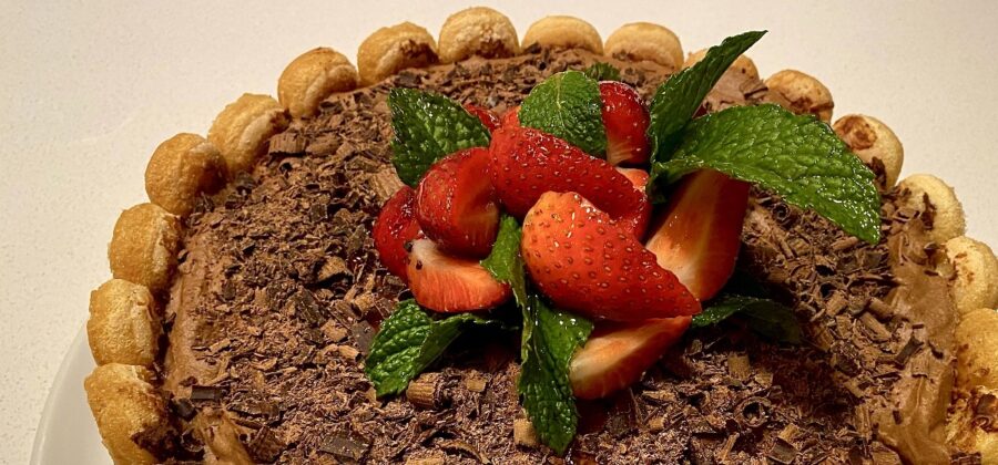 CHEZ FRANCOIS COOKING: CHARLOTTE AU CHOCOLAT